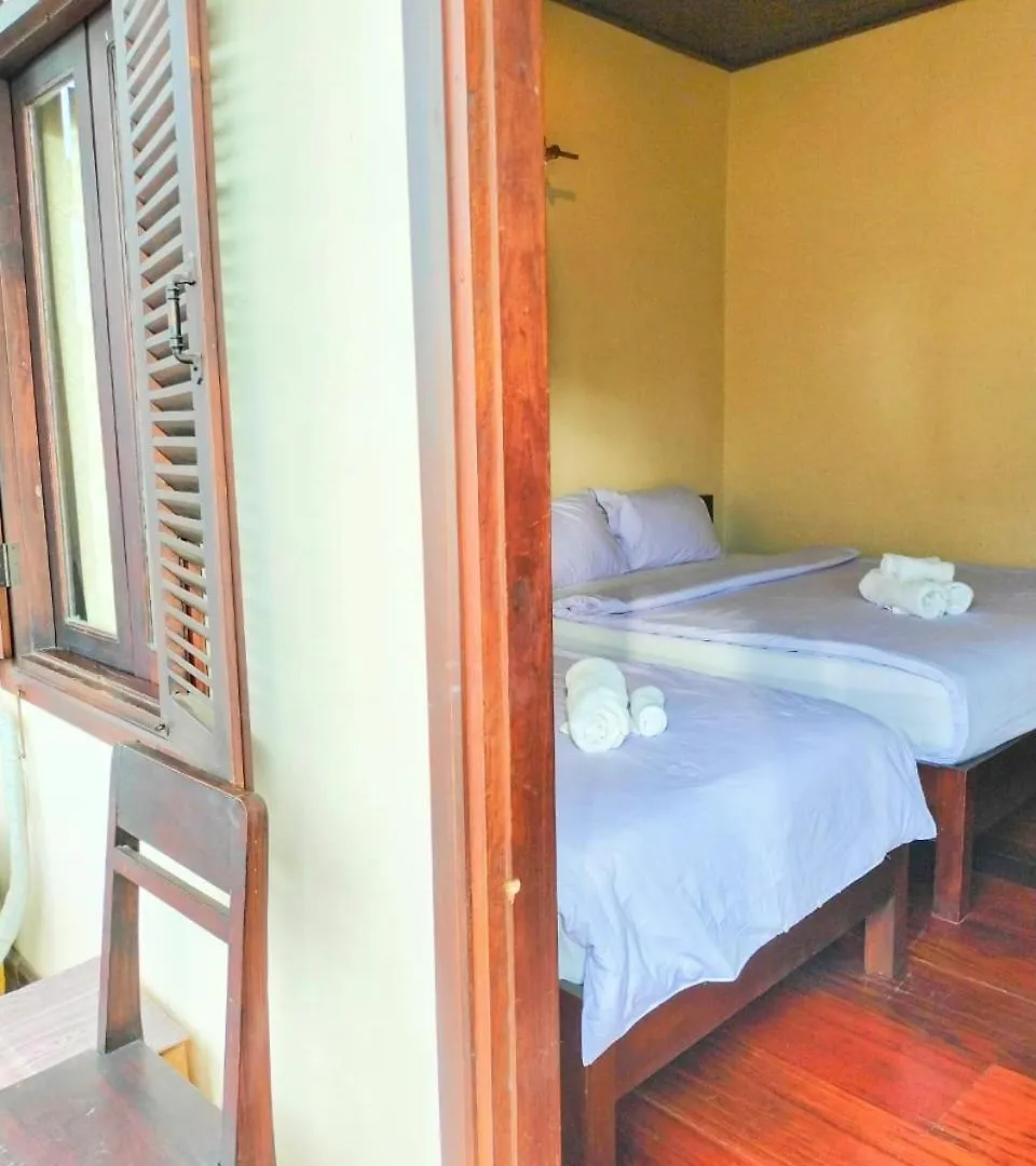 Tingkham Guesthouse Luang Prabang 0*,  Laos