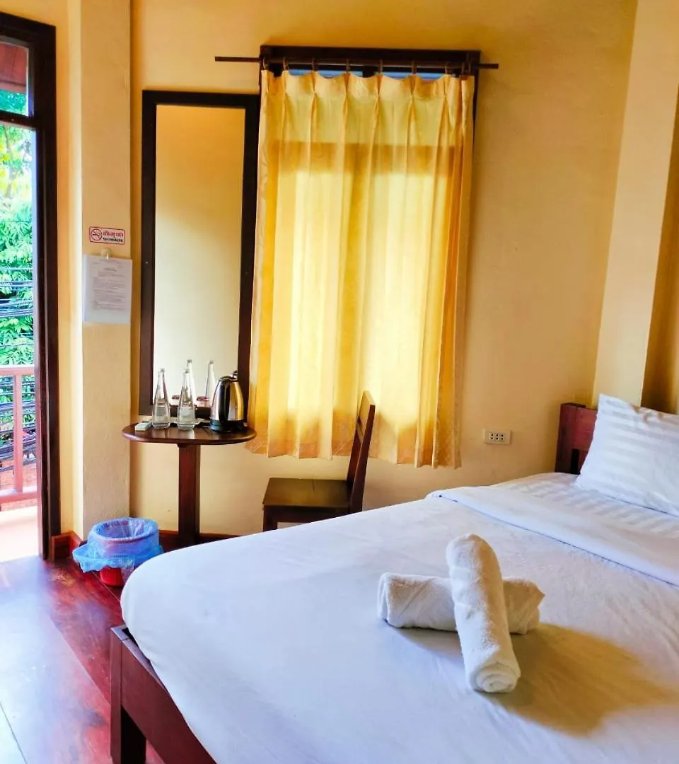 Tingkham Guesthouse Luang Prabang