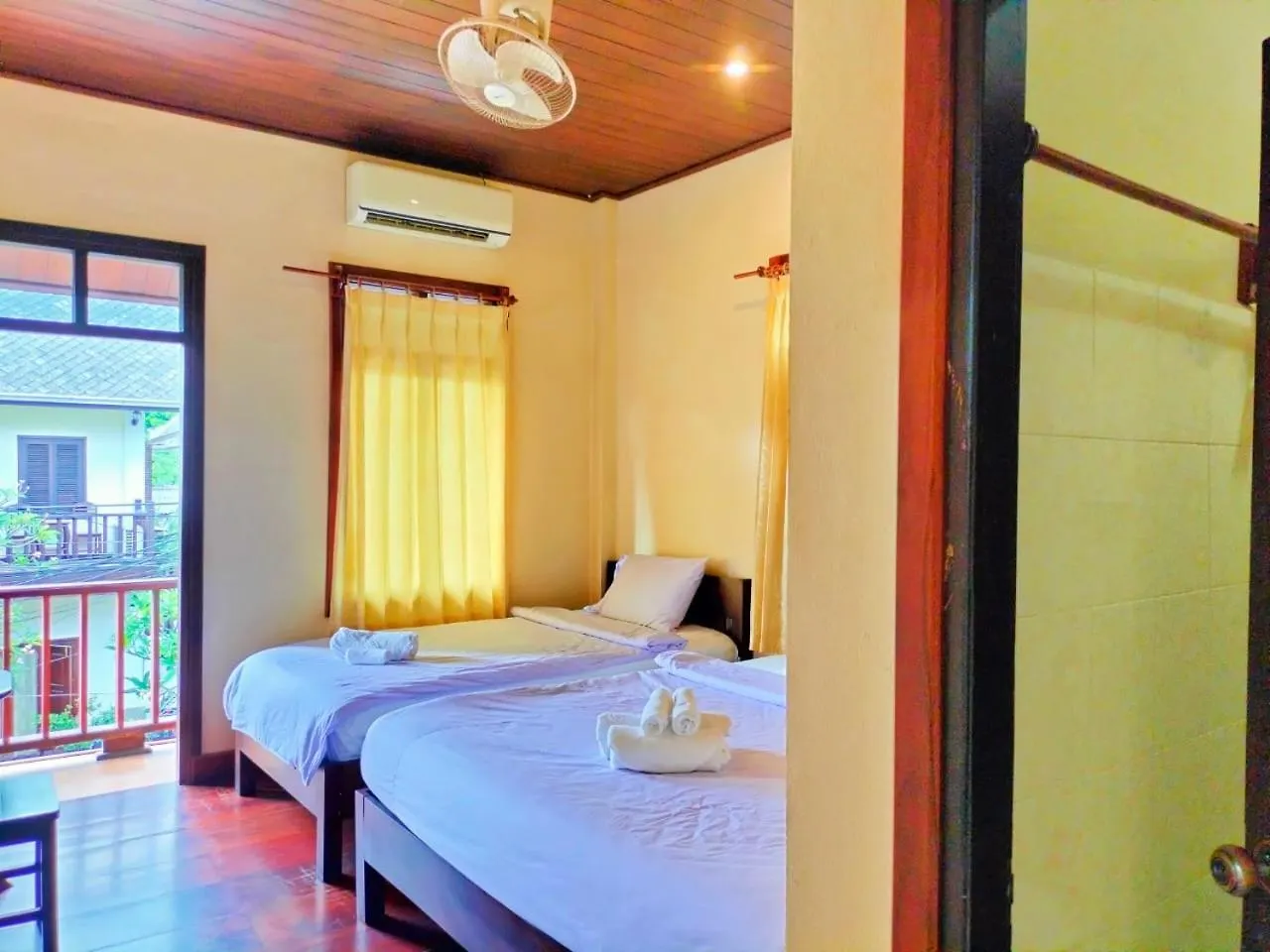 Tingkham Guesthouse Luang Prabang